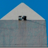 El Obelisco convertido en una torre de vigilancia El Obelisco convertido en una torre de vigilancia