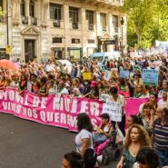 Paro de Mujeres – Palo Policial Paro de Mujeres – Palo Policial